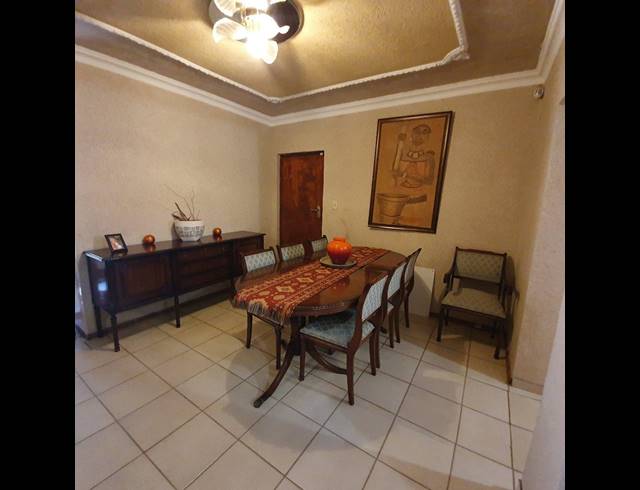 3 BEDROOM HOUSE SOLD IN THE ORCHARDS
